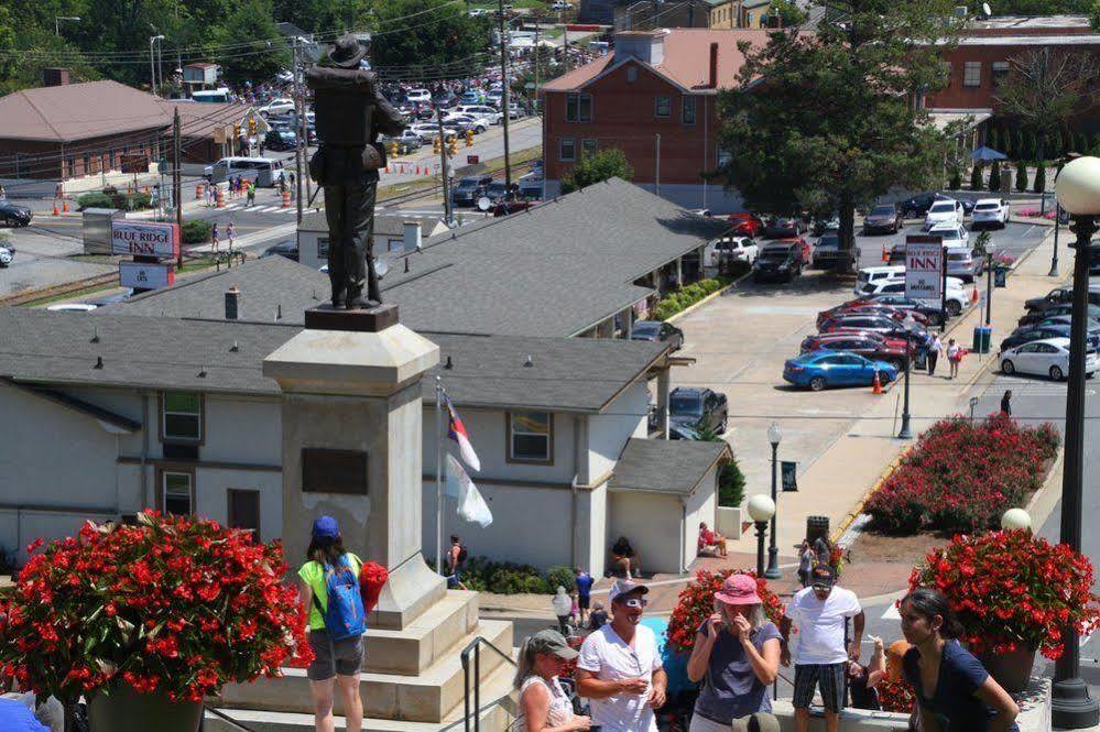 Blue Ridge Inn Силва Екстериор снимка